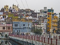 Pont et vue sur la ville